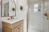 035-301-crestlake-drive.88916.p2k.028.web