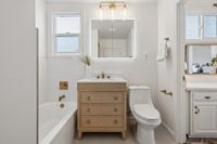 045-301-crestlake-drive.88916.p2k.038.web
