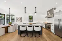 11. 033-2061-sterling-avenue.91230.p3k.033