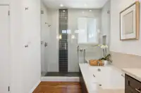 063-28-mansion-court-727.91561.p3k.057