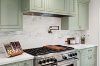 011 - 046 - 6 Snowberry Lane - Kitchen gas range