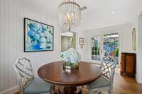 016 - 059 - 6 Snowberry Lane - Breakfast table