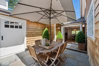 019 - 133 - 6 Snowberry Lane - Backyard porch and seating