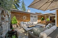 018 - 124 - 6 Snowberry Lane - Firepit and seating