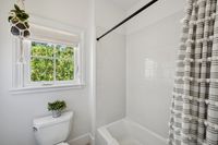 028 - 31 Sandy Court - Shower area