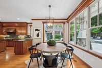 15 - 097 - 5 Springhill Manor - Breakfast nook