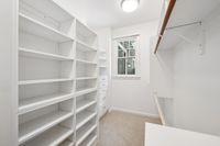 25 - 124 - 5 Springhill Manor - Walk in closet