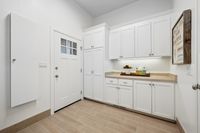 34 - 137 - 5 Springhill Manor - Pantry