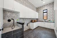 051 - 2990 Limestone Road - Laundry room
