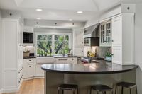 10 - 390 Castello Road -  Kitchen area