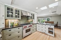 11 - 390 Castello Road  - Kitchen with kitchen appliances