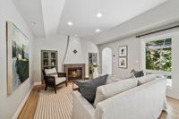 15 - 390 Castello Road - Living room