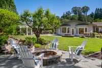 02 - 19 Warwick Court - Landscaped backyard with pire pit