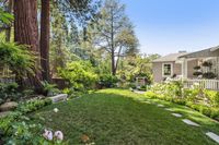 09 - 72 Davis Road - Large level lawn