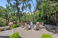 19 - 72 Davis Road - Backyard with seating