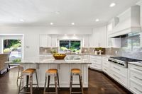20 - 075 - 3369 Stage Coach Drive - Kitchen Center Island