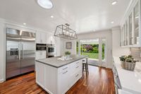 015 - 3190 Bavarian Lane - Kitchen with appliances