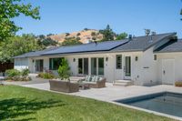 13 - 84 - 3108 Del Oceano Drive - View of the outside patio and swimming pool and mountain
