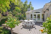 13 - 3815 Palo Alto Drive - Outside patio with table and chairs