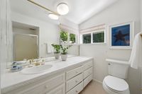31 - 3815 Palo Alto Drive - 2nd bathroom