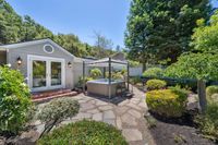35 - 3815 Palo Alto Drive - Outdoor bathtub and stone pathway