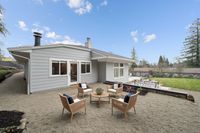 13 _ 849 Sibert Court _ Outdoor entertaining area with circular seating arrangement and access to the backyard