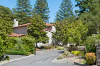 47 _ 31 Sandy Court _ Front exterior with landscaped driveway