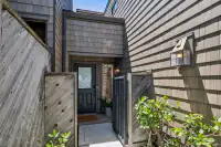 03 - 574 Monarch Ridge Drive - Private front entrance with gate