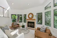 4 _ 11 Redwood Circle
