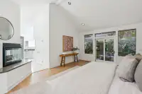 30 _ 11 Redwood Circle