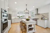 21 _ 1751 Reliez Valley Road _ Kitchen Island and cabinetry