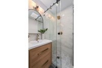 BR4-Bath-1800x1200