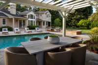 2047