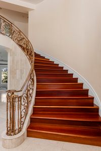 ReidsSweepingStair3K
