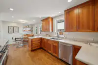BloomOpenKitch3Kjpg