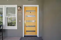 Bloom473FrontDoor3K
