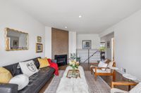539 Munich St 8