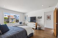 539 Munich St 25