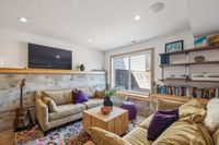539 Munich St 32