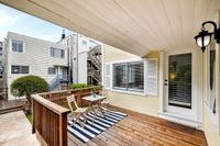 2448 Greenwhich Street 28