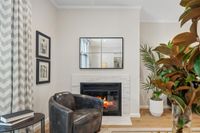 2075 Sutter Street 10