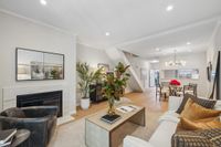 2075 Sutter Street 15