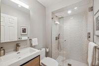 2075 Sutter Street 33