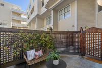 2075 Sutter Street 36