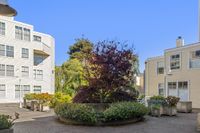 2075 Sutter Street 40