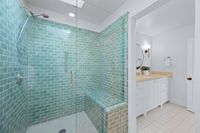 77 Crescente Ave 105