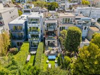 2764 Greenwich St 12
