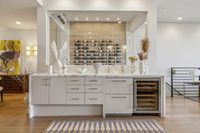 2764 Greenwich St 45