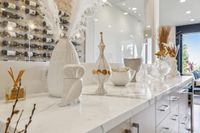 2764 Greenwich St 46