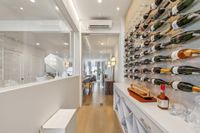 2764 Greenwich St 48